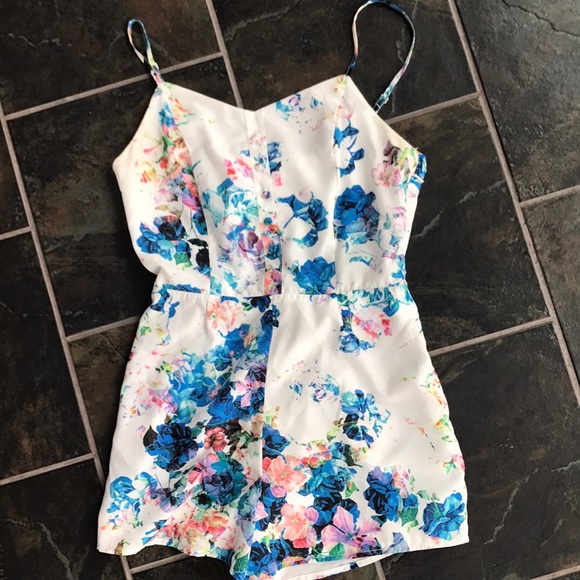Lovers + Friends Dresses & Skirts - $20 lightly worn romper